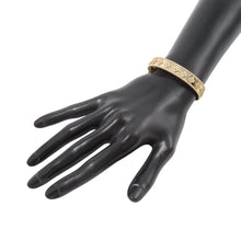 Load image into Gallery viewer, Van Cleef &amp; Arpels Perle Clover Bracelet Extra Small Model Size XSVCARO56200 18K Yellow Gold
