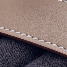 将图像加载到图库查看器中，HERMES Lindy Etoupe Swift Leather Size Mini
