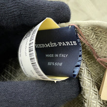 将图像加载到图库查看器中，HERMES Quadrige Shawl Khaki Silk100%
