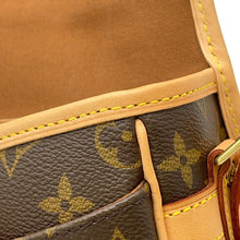 Load image into Gallery viewer, LOUIS VUITTON Sologne BrownM42250 Monogram
