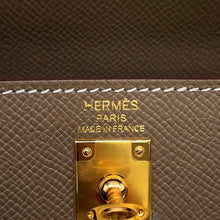 Load image into Gallery viewer, HERMES Kelly Sellier Etoupe Epsom Size 25
