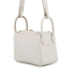 将图像加载到图库查看器中，HERMES Lindy Verso Gris Perle/Gris Meyer Swift Leather Size Mini

