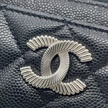 Load image into Gallery viewer, CHANEL CC Logo Matelasse Fragment Case BlackAP3982 Caviar Leather
