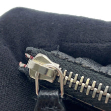 将图像加载到图库查看器中，CHANEL CC Logo Matelasse Fragment Case BlackAP3982 Caviar Leather
