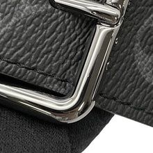 将图像加载到图库查看器中，LOUIS VUITTON LVxYK Maxi Bumbag GrayM46436 Monogram Eclipse Reverse
