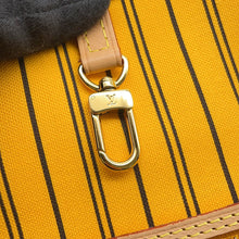 Load image into Gallery viewer, LOUIS VUITTON Neverfull・Inside Out JauneSaffronM11947 Monogram Size MM
