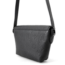Load image into Gallery viewer, LOUIS VUITTON Pulse Wearable Wallet NoirM12636 Monogram Shadow
