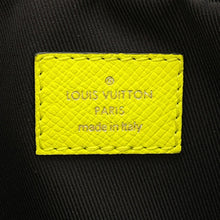 将图像加载到图库查看器中，LOUIS VUITTON Bumbag JauneM30251 Taiga Leather / Lama Monogram
