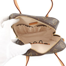 Load image into Gallery viewer, LOUIS VUITTON Spontini BeigeM47500 Monogram
