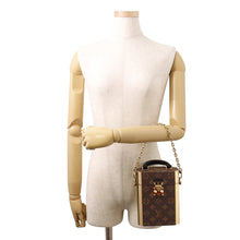 Load image into Gallery viewer, LOUIS VUITTON Camera box BrownM13882 Monogram・Canvas
