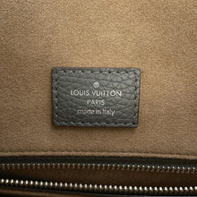 Load image into Gallery viewer, LOUIS VUITTON Greenwich GrayM94477 Taurillon Leather
