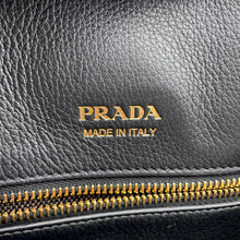 将图像加载到图库查看器中，PRADA Logo Tote Bag Black1BG517 Leather
