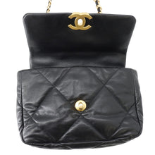 将图像加载到图库查看器中，CHANEL CHANEL19 ChainShoulder Bag BlackAS1160 Shiny Lambskin
