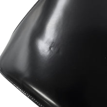 Load image into Gallery viewer, Ferragamo Wanda 2-way Tote Bag Black213984 761287 Patent Leather Size Medium
