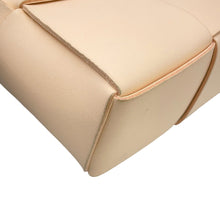 Load image into Gallery viewer, Bottega Veneta Arco Tote Macaron709337VCQC27671 Leather Size Mini
