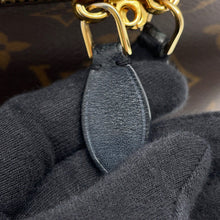 Load image into Gallery viewer, LOUIS VUITTON Vanity NV NoirM45165 Monogram Monogram Reverse Canvas Size PM
