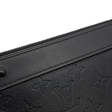 Load image into Gallery viewer, LOUIS VUITTON Pochette・Discovery NoirM62903 Monogram Shadow
