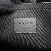 Load image into Gallery viewer, LOUIS VUITTON Pochette・Discovery NoirM62903 Monogram Shadow
