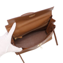 Load image into Gallery viewer, HERMES Kelly Retourne Gold Courchevel Size 32
