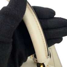 Load image into Gallery viewer, GUCCI Queen Margaret 2-Way Handbag Ivory476541 Leather
