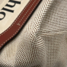 Load image into Gallery viewer, Chloe Woody Tote Bag White/BrownCHC22AS383I2690U Canvas Calf Leather
