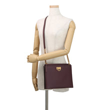 Load image into Gallery viewer, Ferragamo Gancini Shoulder Bag Wine21I013 724605 Leather
