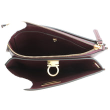 Load image into Gallery viewer, Ferragamo Gancini Shoulder Bag Wine21I013 724605 Leather
