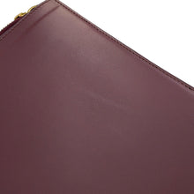 Load image into Gallery viewer, Ferragamo Gancini Shoulder Bag Wine21I013 724605 Leather
