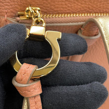 Load image into Gallery viewer, Ferragamo Amy Gancini Tote Bag Pink/Gold21F216 Leather
