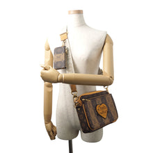 将图像加载到图库查看器中，LOUIS VUITTON Trio Messenger BrownM45965 Monogram Stripe LV Squared

