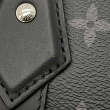 Load image into Gallery viewer, LOUIS VUITTON Sac Plat NoirM46098 Monogram Eclipse
