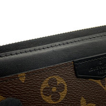 Load image into Gallery viewer, LOUIS VUITTON Zippy Dragonne NoirM69407 Monogram Macassar Canvas
