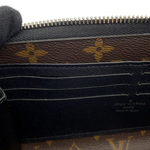 Load image into Gallery viewer, LOUIS VUITTON Zippy Dragonne NoirM69407 Monogram Macassar Canvas
