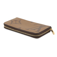 将图像加载到图库查看器中，LOUIS VUITTON Zippy Wallet NoirM69353 Monogram / Giant / Monogram Reverse Canvas
