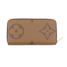 将图像加载到图库查看器中，LOUIS VUITTON Zippy Wallet NoirM69353 Monogram / Giant / Monogram Reverse Canvas
