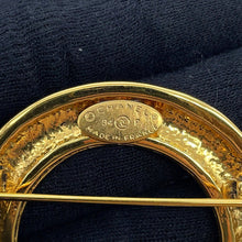 Load image into Gallery viewer, CHANEL 5-piece CC Logo Brooch Metal

