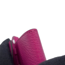 Load image into Gallery viewer, HERMES Cinetic To-Go Rose Purple Chevre Myzore Goatskin
