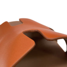 Load image into Gallery viewer, HERMES Eze 30 Sandals Natural Leather cork Size 36
