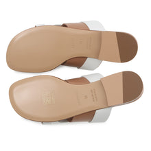 将图像加载到图库查看器中，HERMES Koralia Sandals Brown/White Leather Size 36

