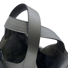 Load image into Gallery viewer, HERMES Picotin Lock Gris Meyer Taurillon Clemence Size PM
