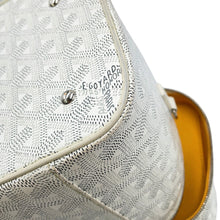 Load image into Gallery viewer, GOYARD Muse Vanity Case WhiteMUSEVAPMLTY50CL50P PVC Leather
