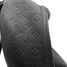 将图像加载到图库查看器中，LOUIS VUITTON Discovery Backpack NoirM46553 Monogram Shadow Size PM

