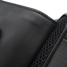将图像加载到图库查看器中，GUCCI Crossbody Bag Black/Gray/Red474293 GG Supreme

