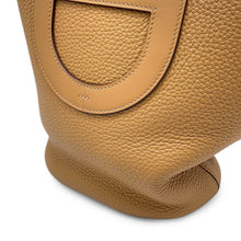将图像加载到图库查看器中，HERMES in-the-loop Tote Bag Biscuit Taurillon Clemence Swift Leather Size 18
