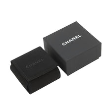 将图像加载到图库查看器中，CHANEL CC Logo Earrings SilverABH287 Metal
