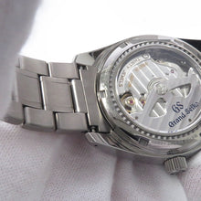 Load image into Gallery viewer, SEIKO Grand Seiko 9R Spring Drive W41mm TI White DialSBGA011
