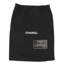 Load image into Gallery viewer, CHANEL Matelasse ChainShoulder Bag BlackA65051 Patent Leather Size 27
