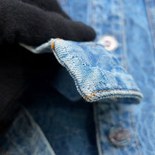 Load image into Gallery viewer, CHANEL Camellia Vest Size 36 Light BlueP74492 Cotton
