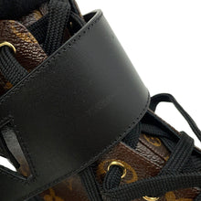 Load image into Gallery viewer, LOUIS VUITTON Wonderland Line EncreBoots Brown1A2Q30 Patent LeatherMonogram Size 38
