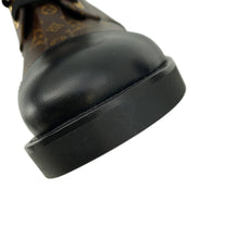 Load image into Gallery viewer, LOUIS VUITTON Wonderland Line EncreBoots Brown1A2Q30 Patent LeatherMonogram Size 38
